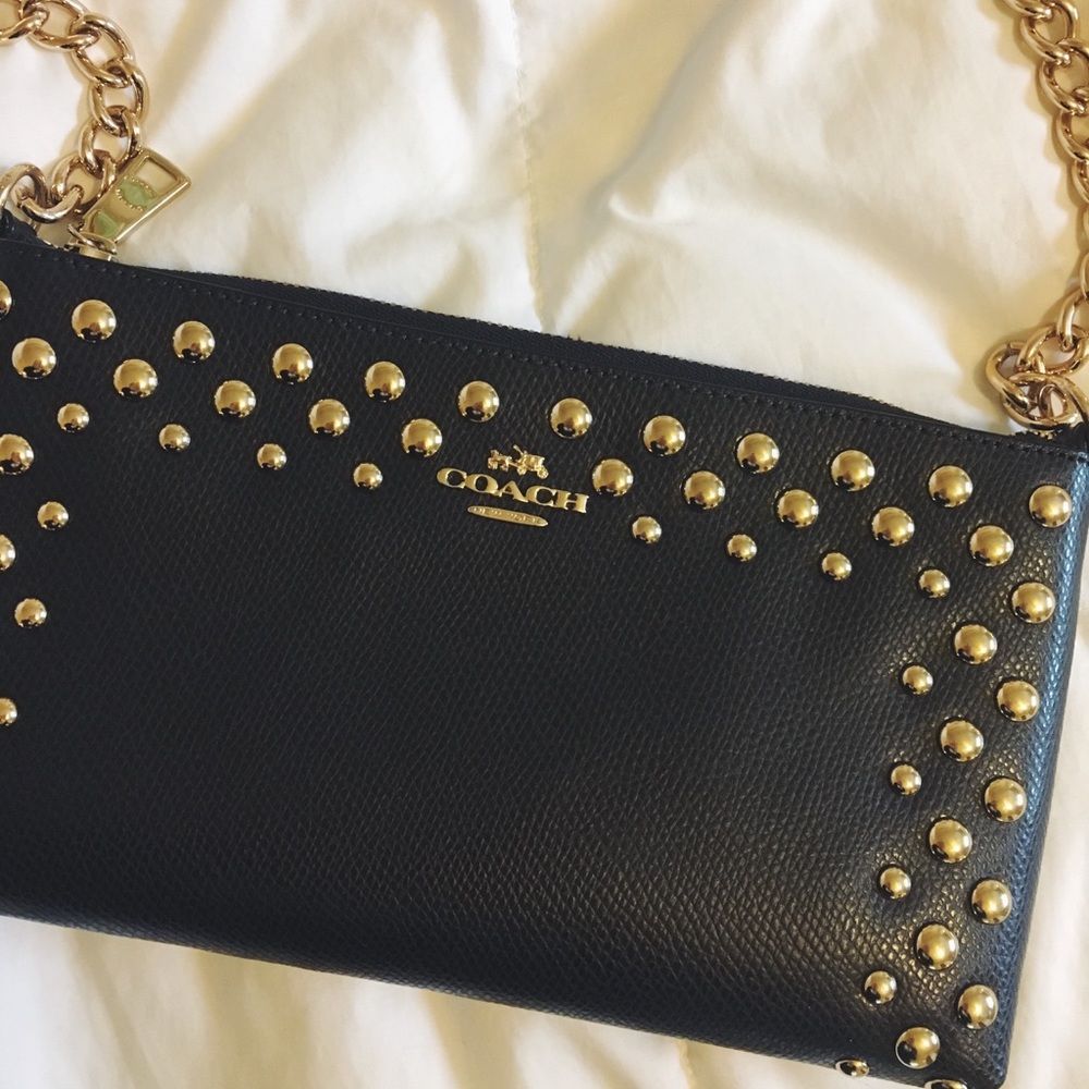 • coach purse •